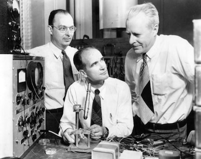 (L to R) John Bardeen, William Shockley and Walter Brattain. Picture by AT&T. Public domain.